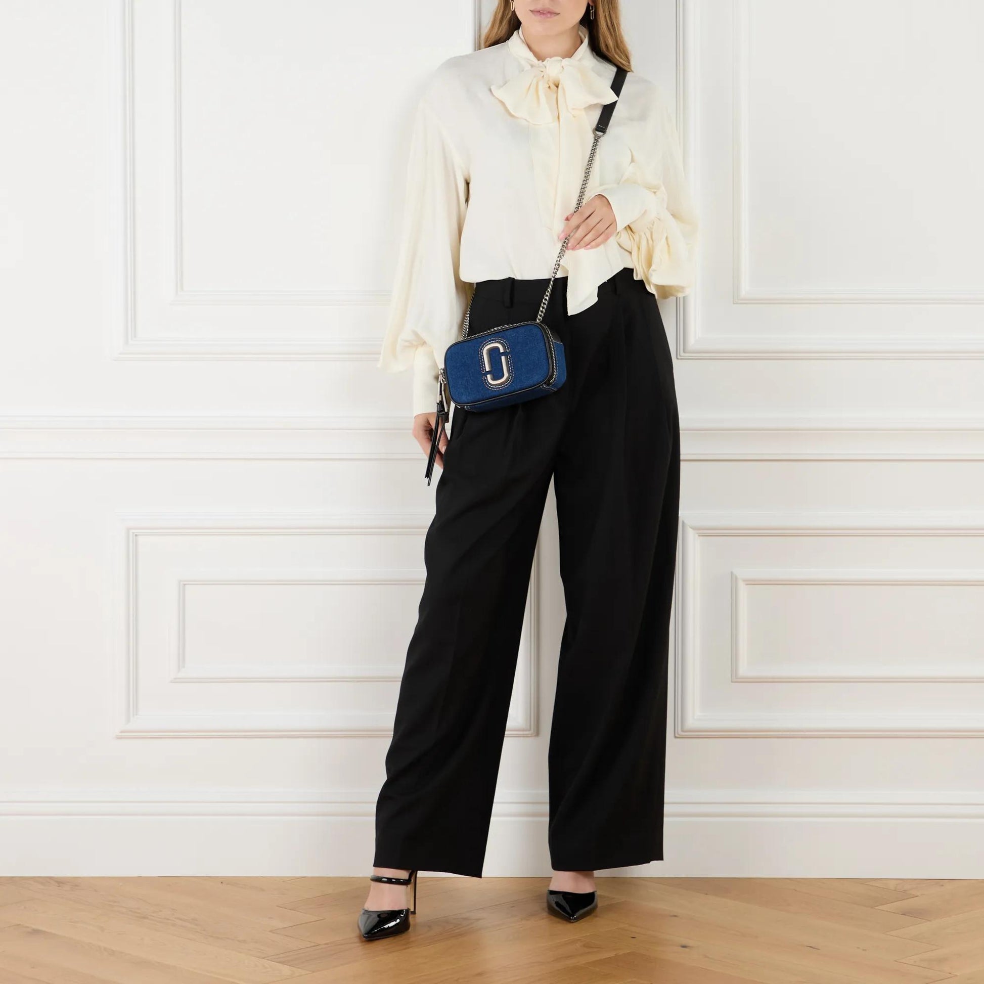 Marc Jacobs The Snapshot Blue Denim Crossbody Bag 2001-A0348867