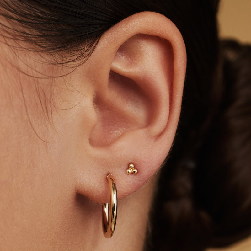 Isabel Bernard Rivoli Estelle 14 Carat Golden Creoles IB360105-zoom-