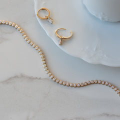 Isabel Bernard De la Paix Maxime 14 Carat Golden Hoop Earrings | diamond 0.18 ct | IBD360019