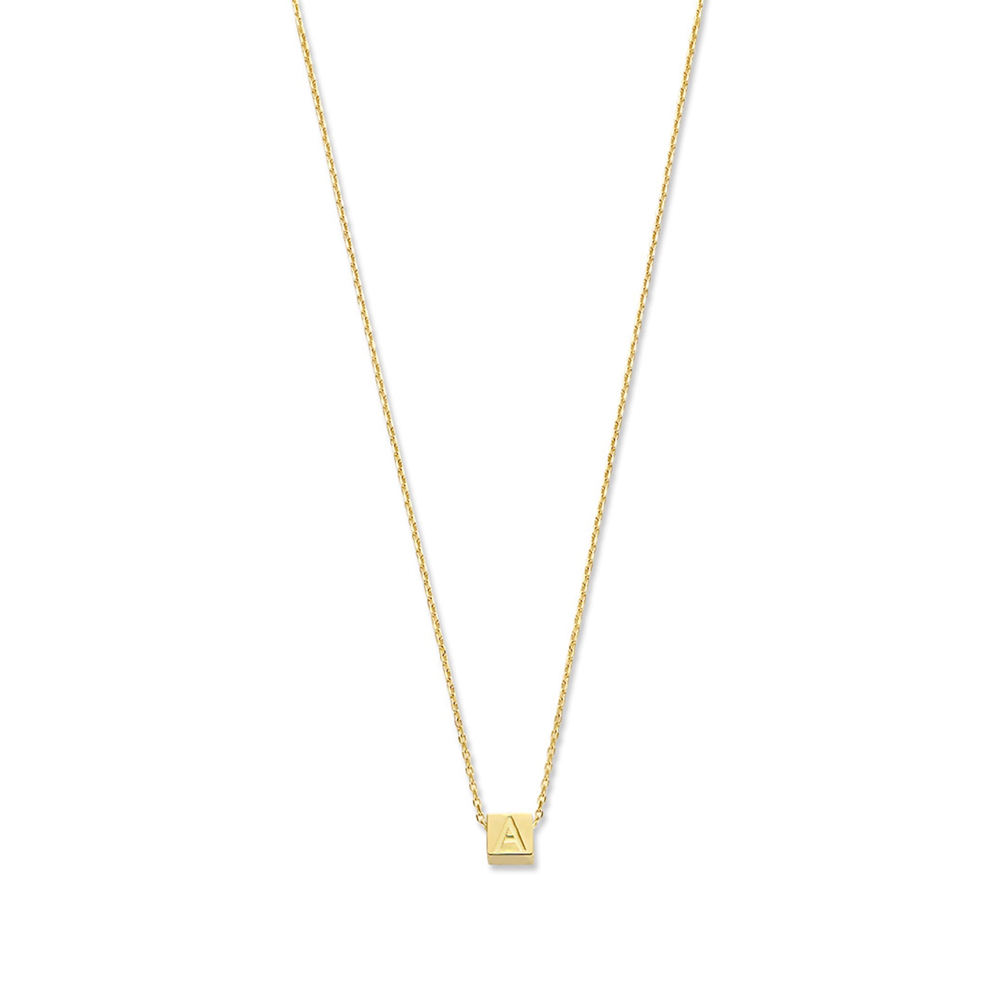 Isabel Bernard Le Carré 14 karaat gouden kubus inital ketting IB340043-A
