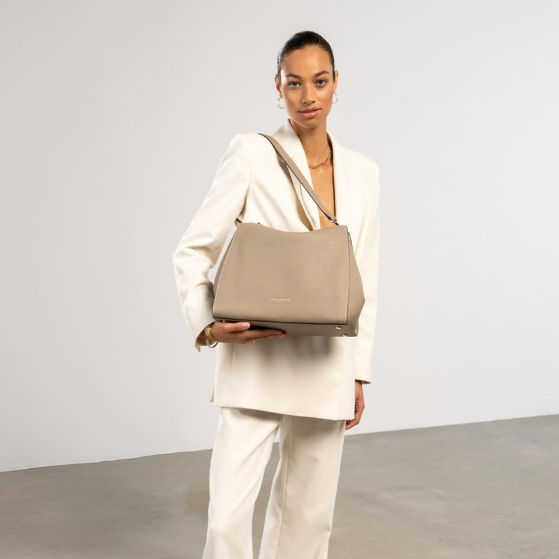 Isabel Bernard Honoré Emma Schoudertas Taupe IB21134-078-zoom-