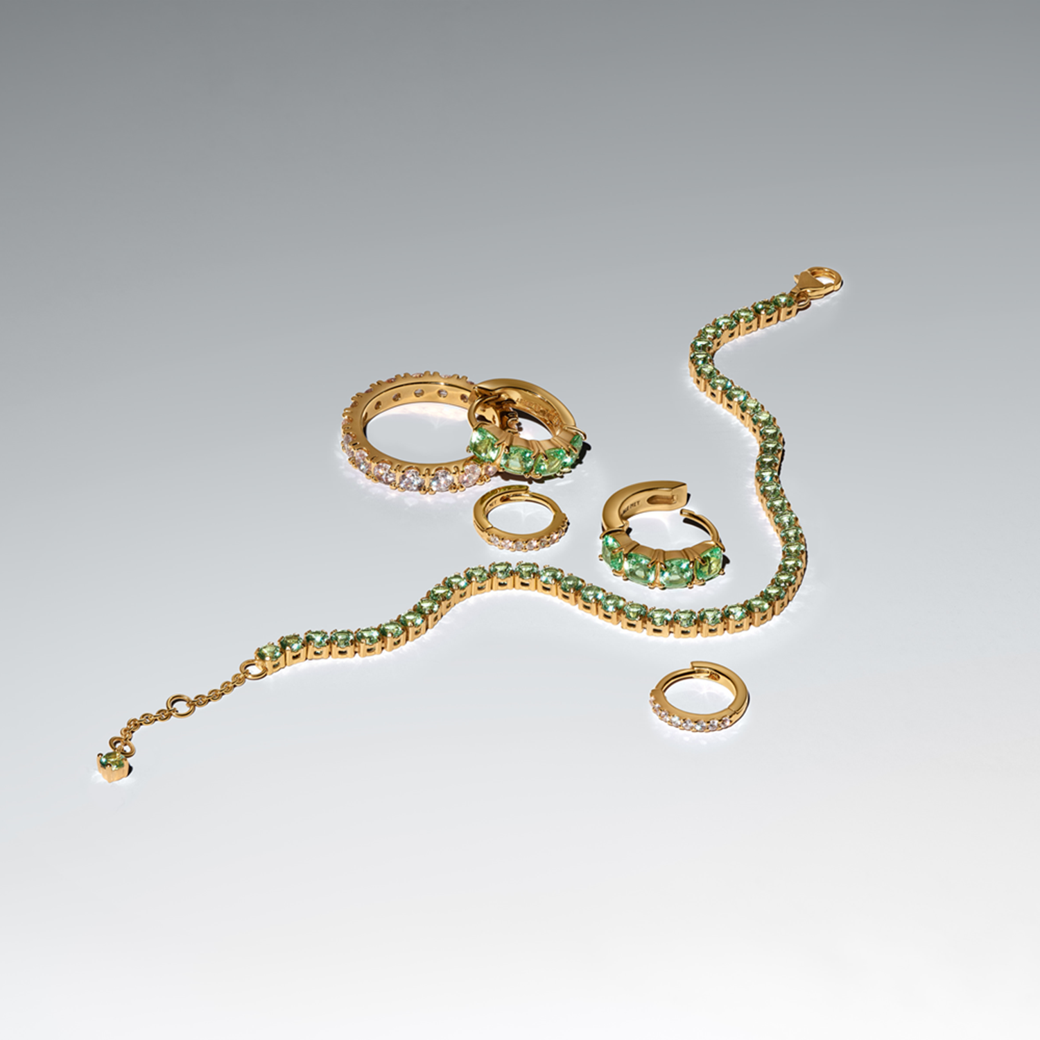 Pandora Timeless Gold Plated Sparkling Green Tennis Bracelet 561469C02-18