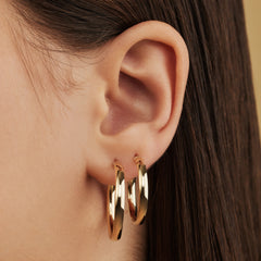 Isabel Bernard Rivoli Estrella 14 Carat Golden Hoop Earrings IB360126