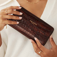 Isabel Bernard Honoré Léa Croco Brown Zip Wallet IB23006