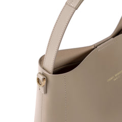 Isabel Bernard Montmartre Béatrice taupe vegetable tanned leather handbag IB25095-378