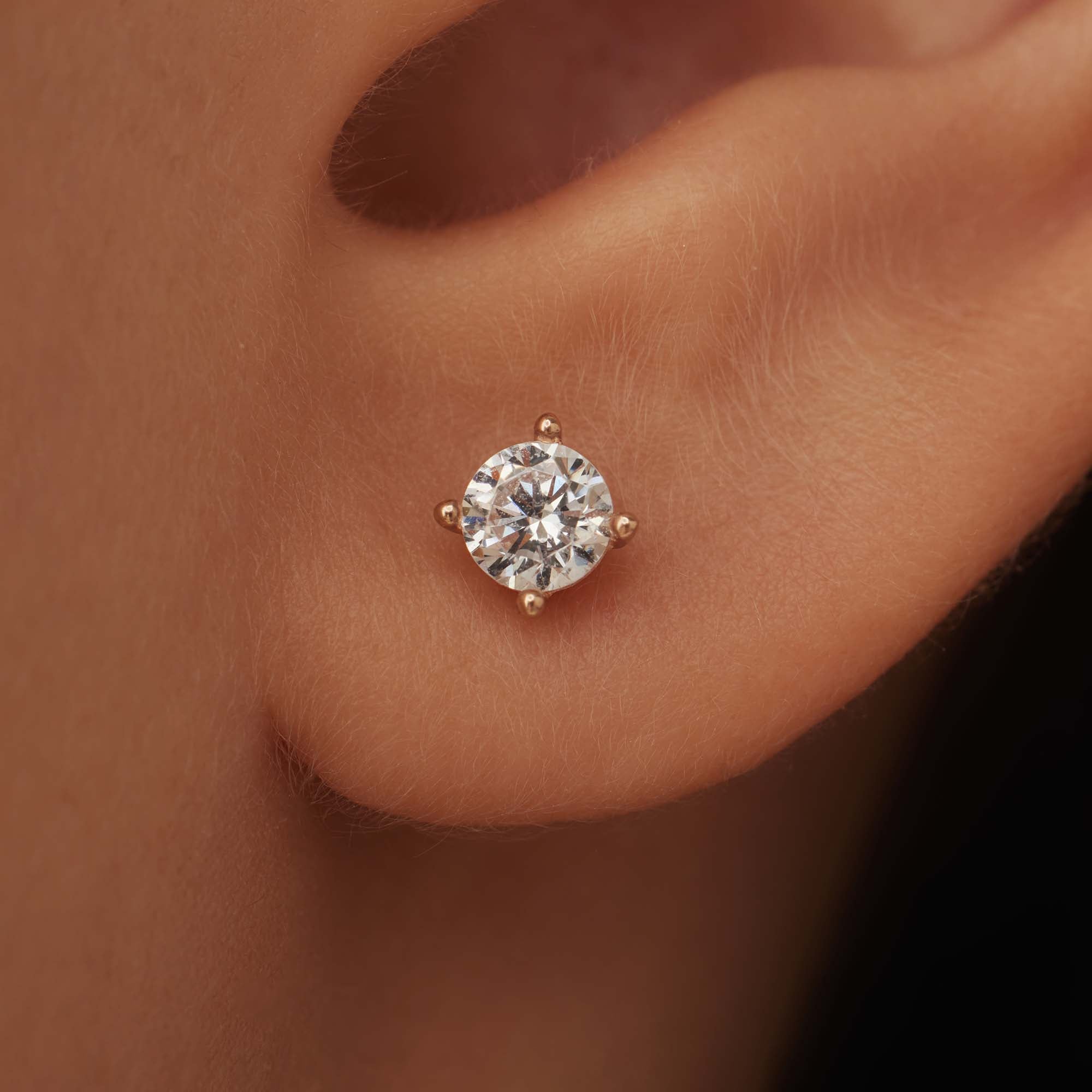 Isabel Bernard La Concorde Lourdes 14 Carat Rosegolden Ear Studs IB360208