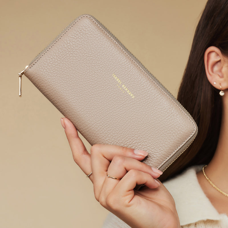 Isabel Bernard Honore Léa Taupe Kalfsleren Ritsportemonnee IB23017-zoom-