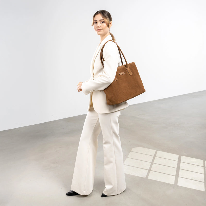 Isabel Bernard Honoré Elin Bruine suède schoudertas IB25111-130-zoom-