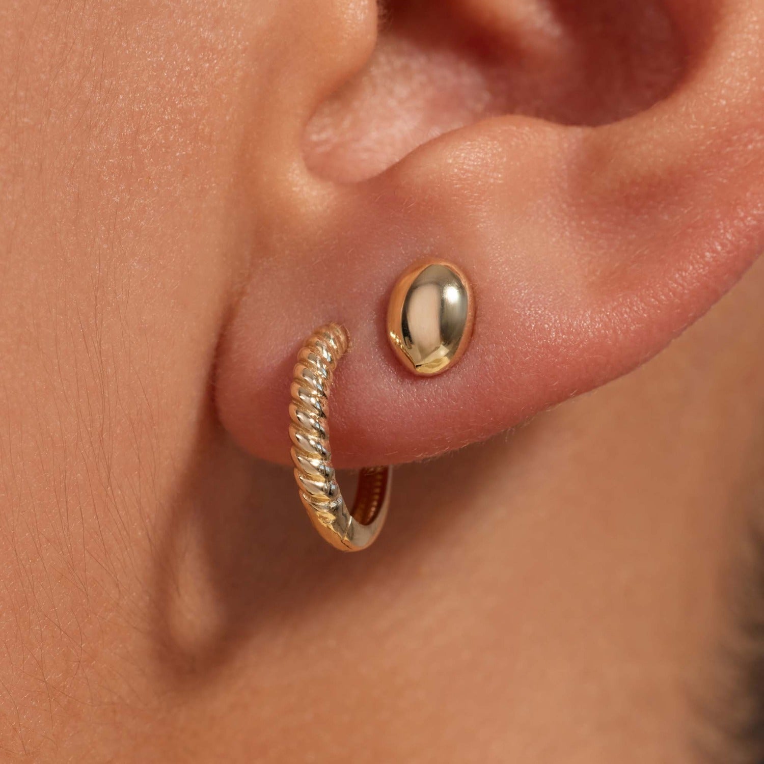 Beloro Jewels La Rinascente Fleur 9 karat gold hoop earrings BO360105