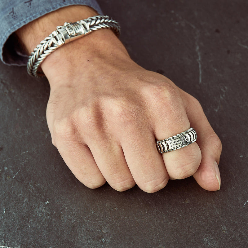 Buddha to Buddha 602 Lars Small Silver Ring (maat 16)-zoom-