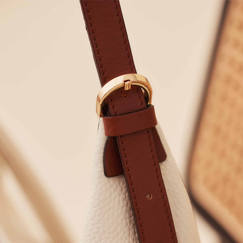 Isabel Bernard Honoré Muriel Crème me Kalfsleren Schoudertas IB25075-070-zoom-