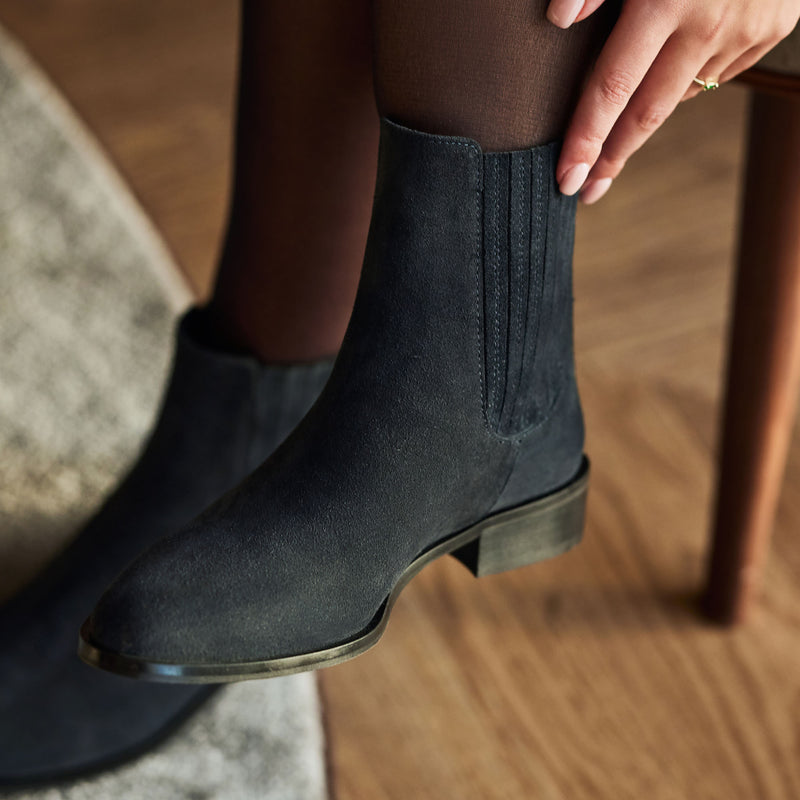 Isabel Bernard Vendôme Chey blauwe Suède chelsea boots IB53000-10-36-zoom-