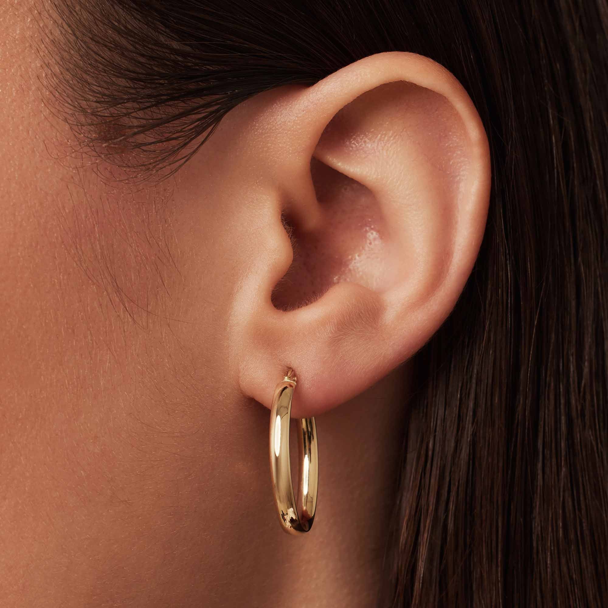 Isabel Bernard Rivoli Flori 14 carat Gold Hoop Earrings IB360254