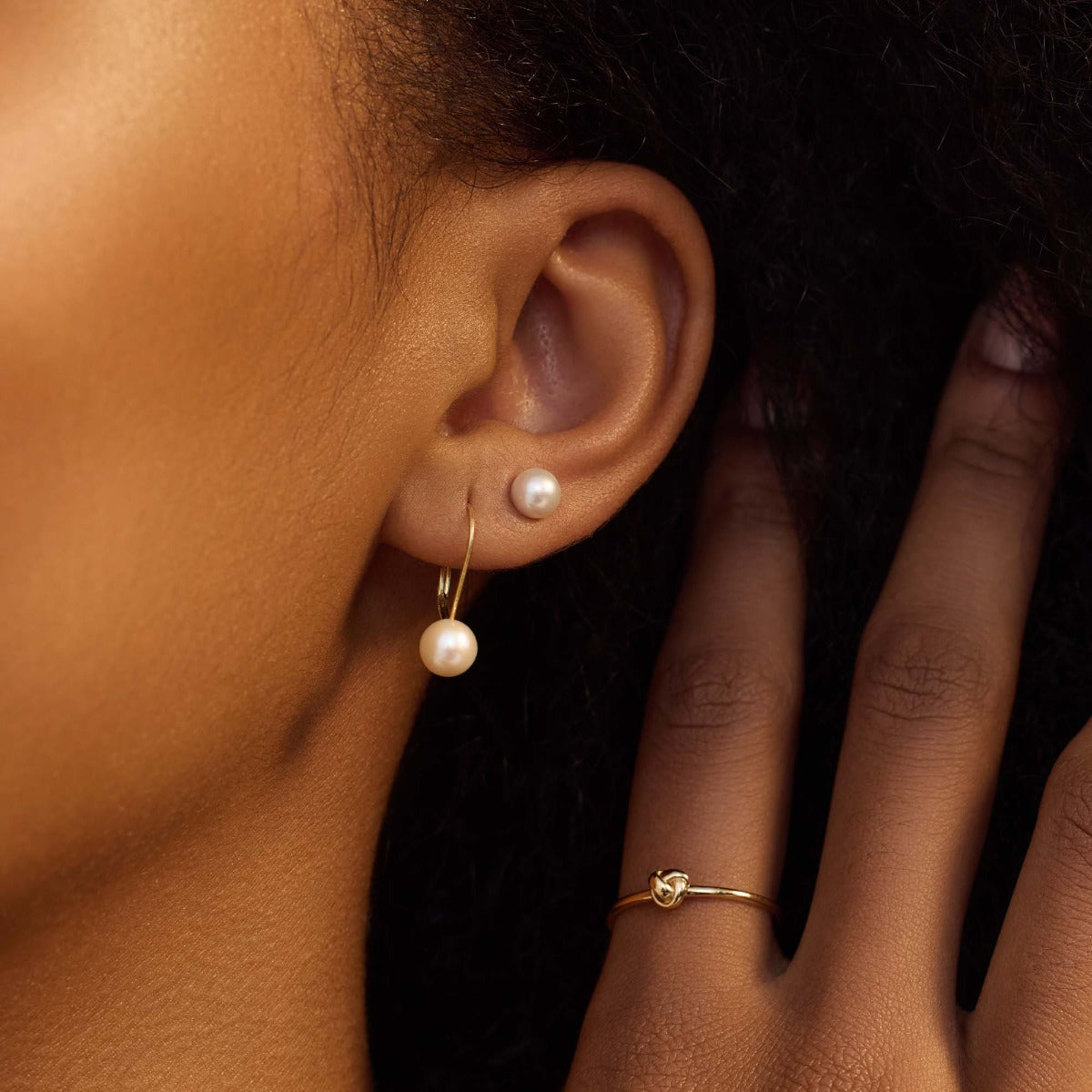 Beloro Jewels Monte Napoleone Perla 9 carat gold Ear Studs BO360004