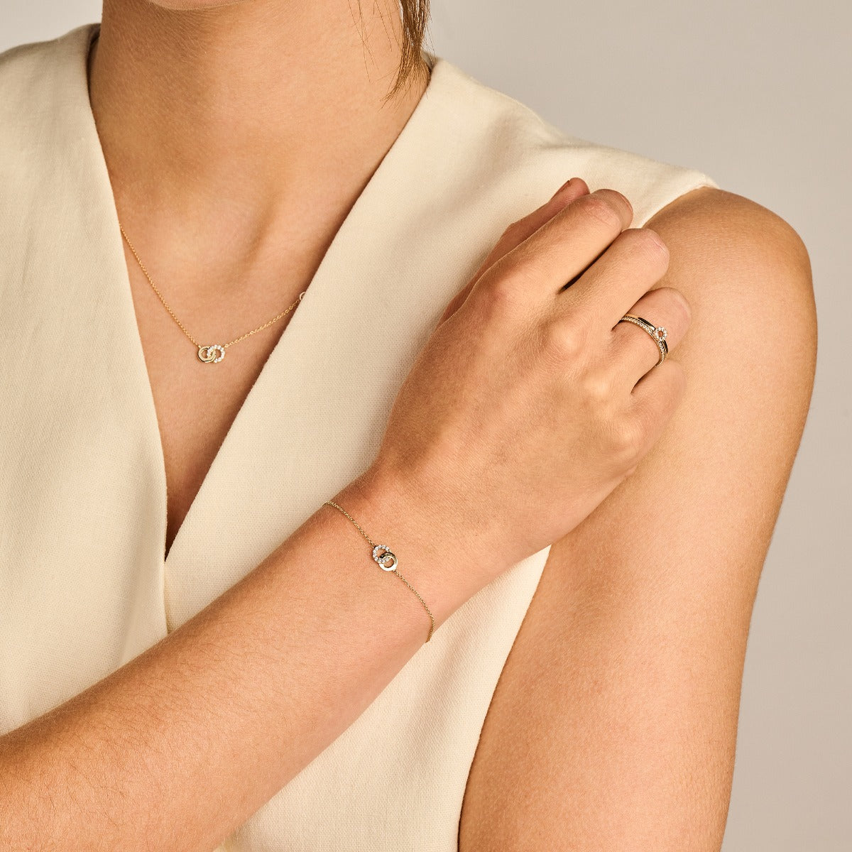 Blush 14 karat gold Bracelet 2223YZI