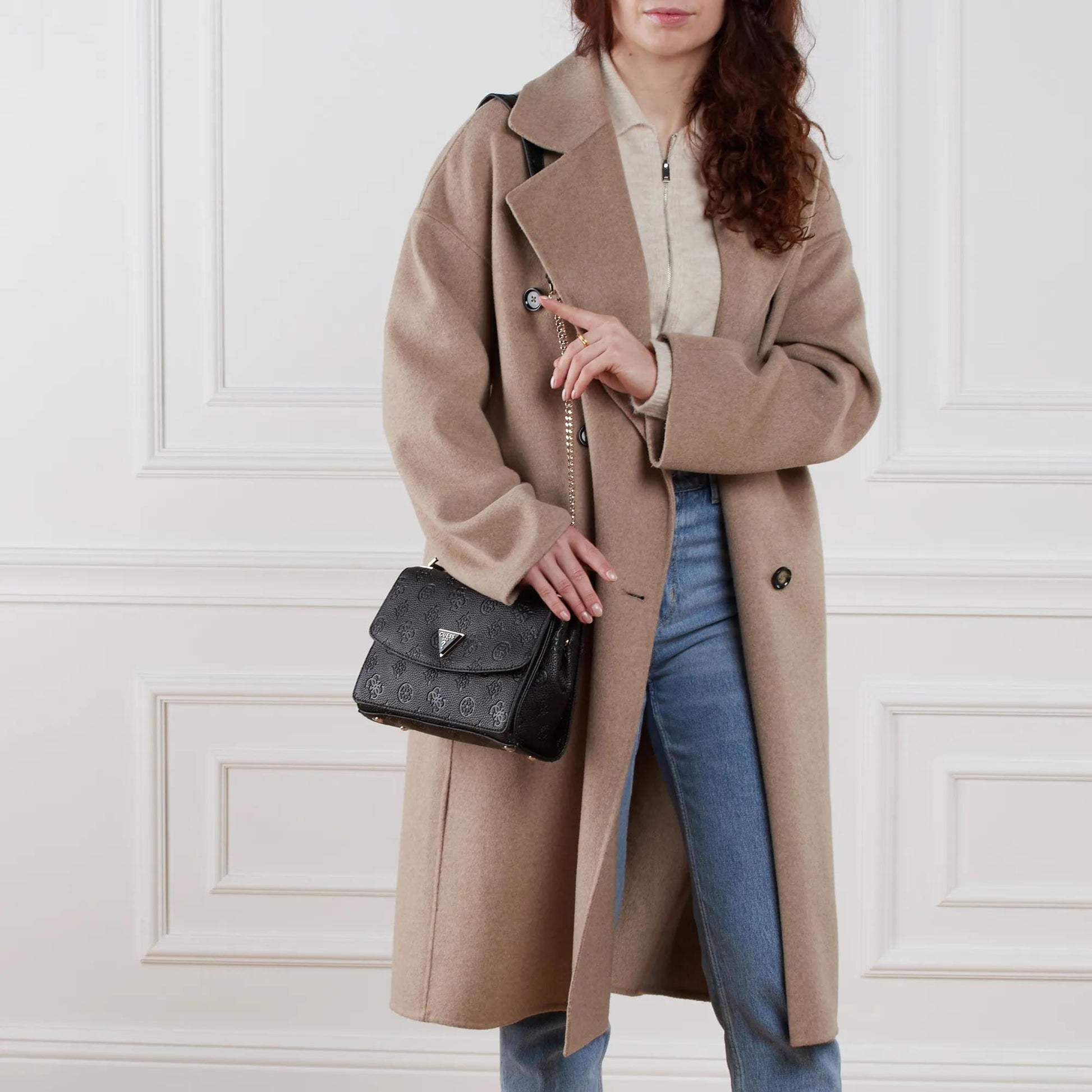 Guess Black Crossbody Bag 2001-A0372712