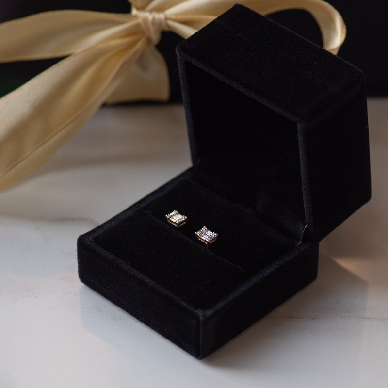 Isabel Bernard De la Paix Maxime 14 karaat gouden oorknoppen met diamant 0.26 ct IBD360020-zoom-