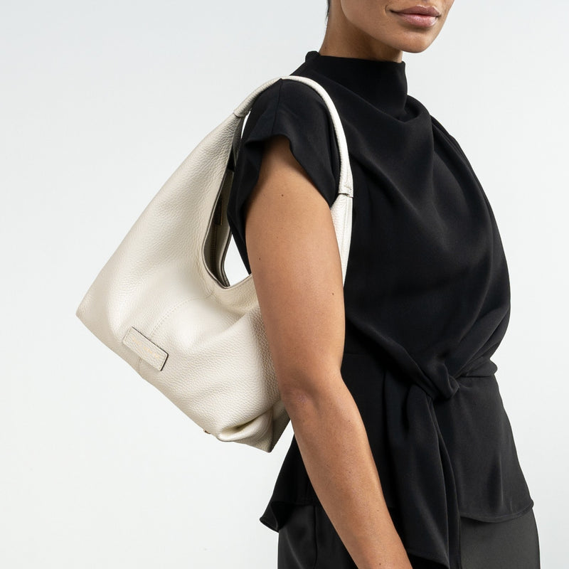 Isabel Bernard Honoré Grace mini crème leren handtas van kalfsleer IB21132-070-zoom-