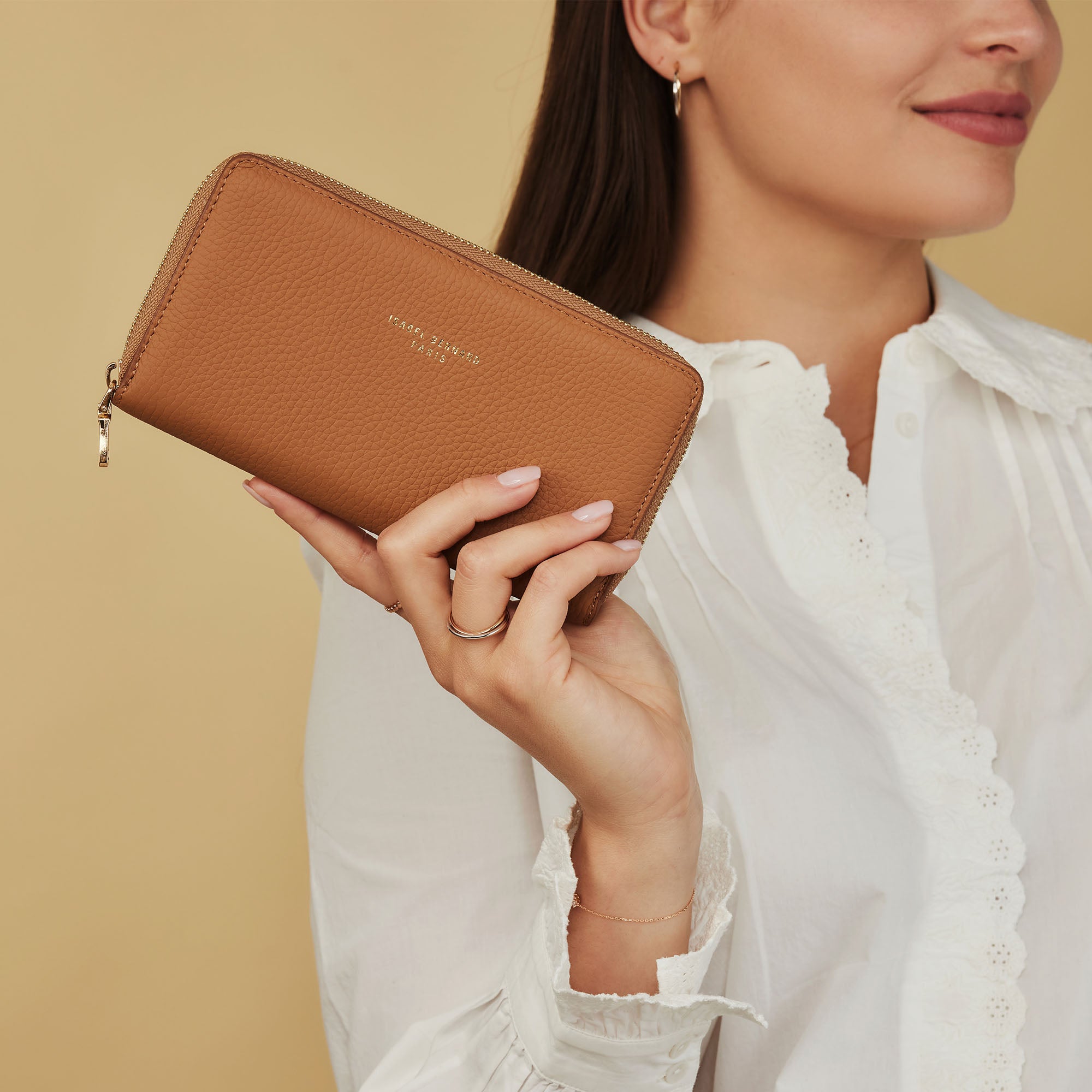 Isabel Bernard Honoré Léa Camel Calfskin Zip Wallet IB23023