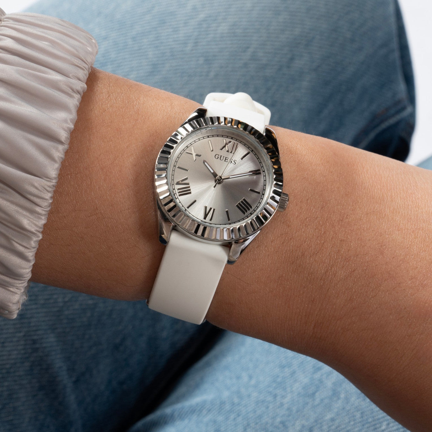 Guess Mini Luna Silver Watch GW0724L1