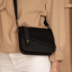 Violet Hamden Essential Bag Black Crossbody bag VH22017