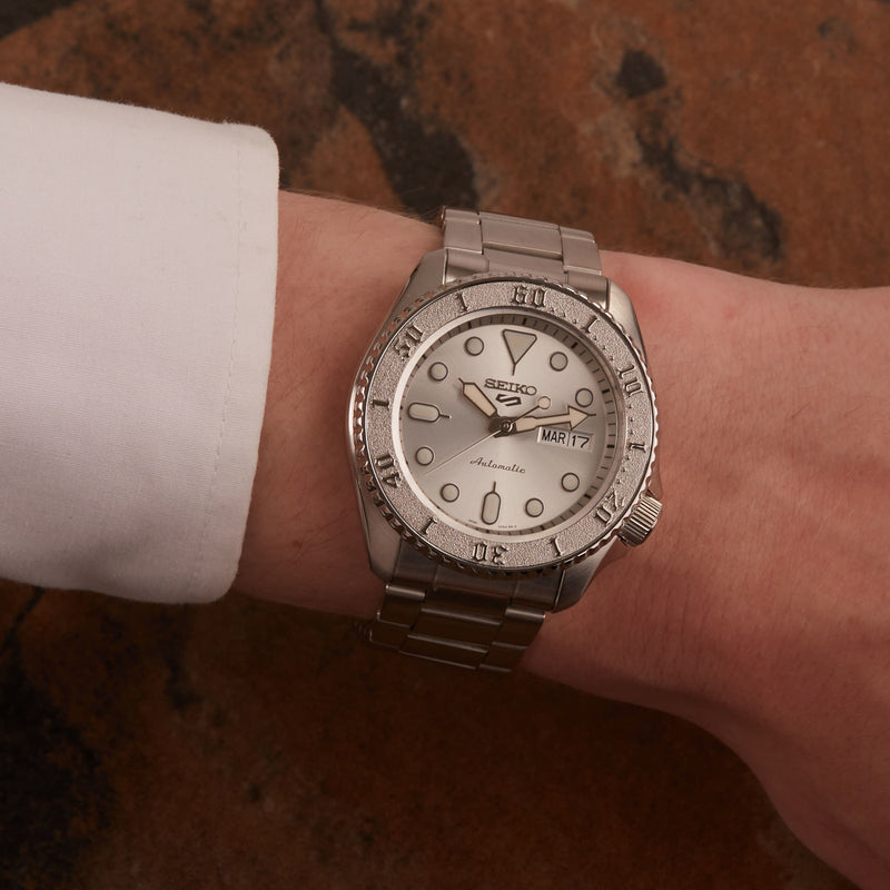 Seiko 5 Sports Automaat horloge SRPE71K1-zoom-