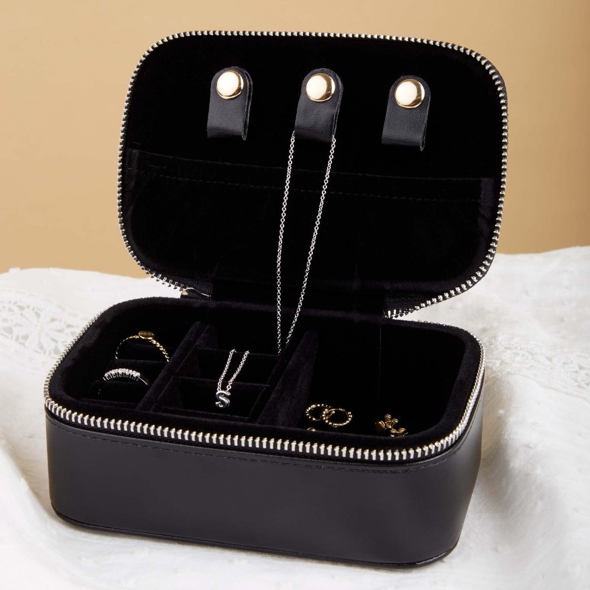Selected Jewels Selected Gifts Black Jewelry Box SJJB505001